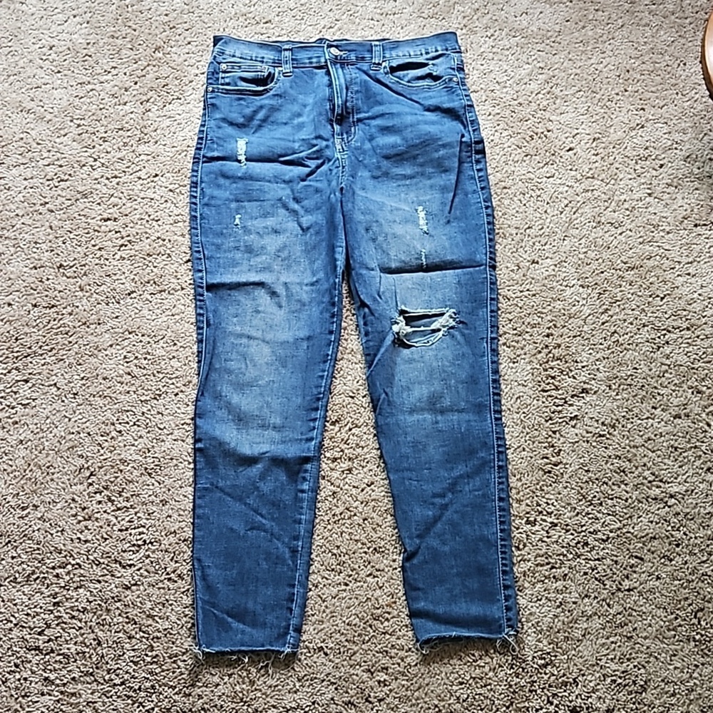 Time and Tru distressed denim jeans, size 13/31